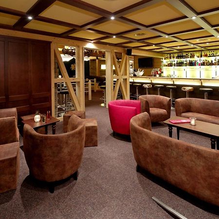 Hotel Walliserkanne Грехен Екстер'єр фото